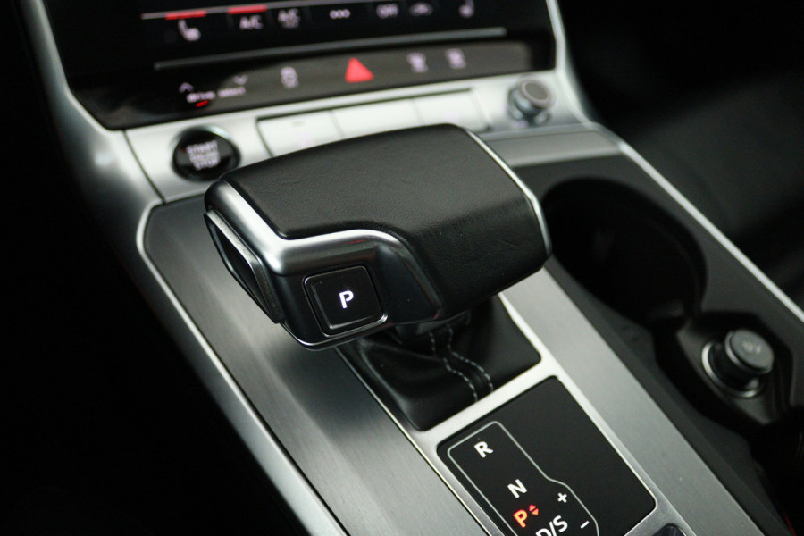 Audi A6 Avant 55 TFSI e quattro Pro Line S Competition (PANORAMADAK, TREKHAAK, CAMERA, STOELVERWAMRING, ELEKT. STOELEN)