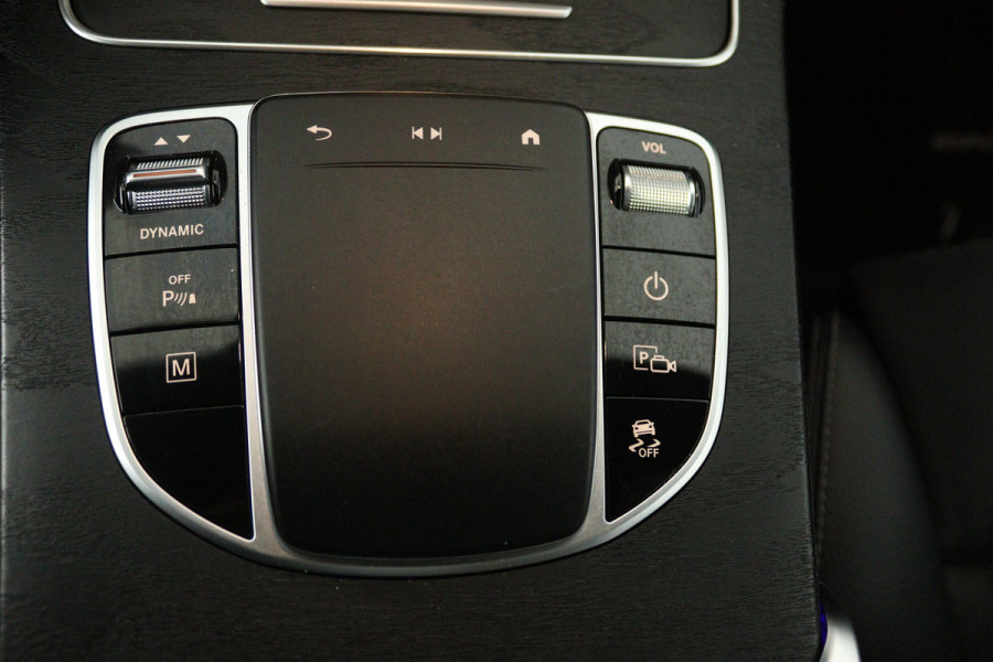 Mercedes-Benz GLC 300e 4MATIC Premium Plus (PANORAMADAK, SFEERVERLICHTING, CAMERA, ELEKT. STOELEN)