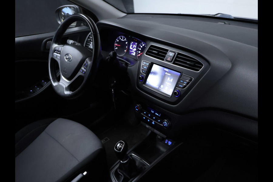 Hyundai i20 1.0 T-GDI Sport (APPLE CARPLAY,NAVI,CAMERA,CRUISE,PDC,LANE ASSIST,ELEKTRISCH PAKKET,SPORTSTOELEN,NETTE STAAT)