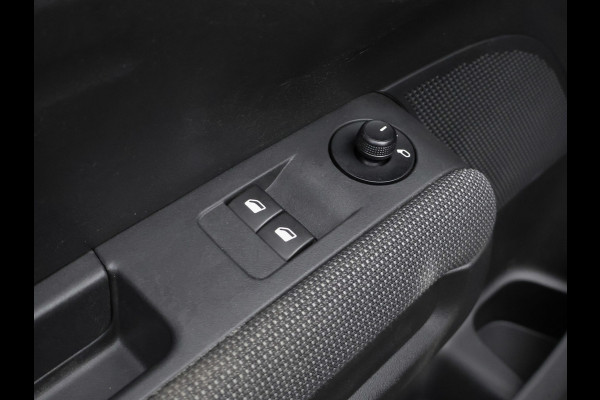 Citroën C3 Aircross 1.2 PureTech S&S Feel Sport (APPLE CARPLAY,NAVI,CLIMATE,CRUISE,GETINT,SPORTSTOELEN,LM VELGEN,NETTE STAAT)