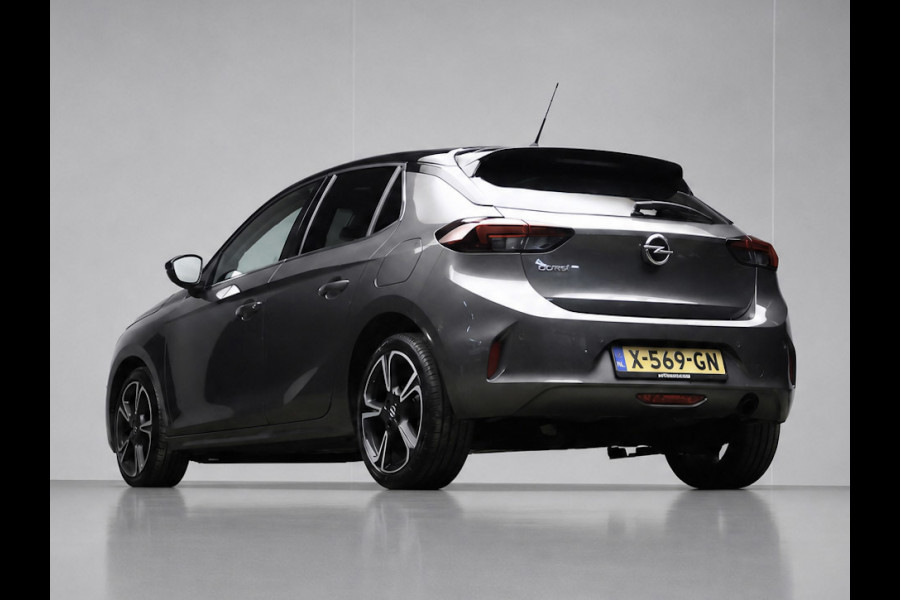 Opel Corsa 1.2 Edition Sport (PANORAMADAK,APPLE CARPLAY,NAVI,CAMERA,STOEL/STUURVERWARMING,LED,GETINT,SPORTSTOELEN,LM VELGEN)