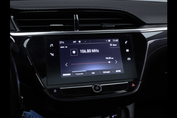 Opel Corsa 1.2 Edition Sport (PANORAMADAK,APPLE CARPLAY,NAVI,CAMERA,STOEL/STUURVERWARMING,LED,GETINT,SPORTSTOELEN,LM VELGEN)