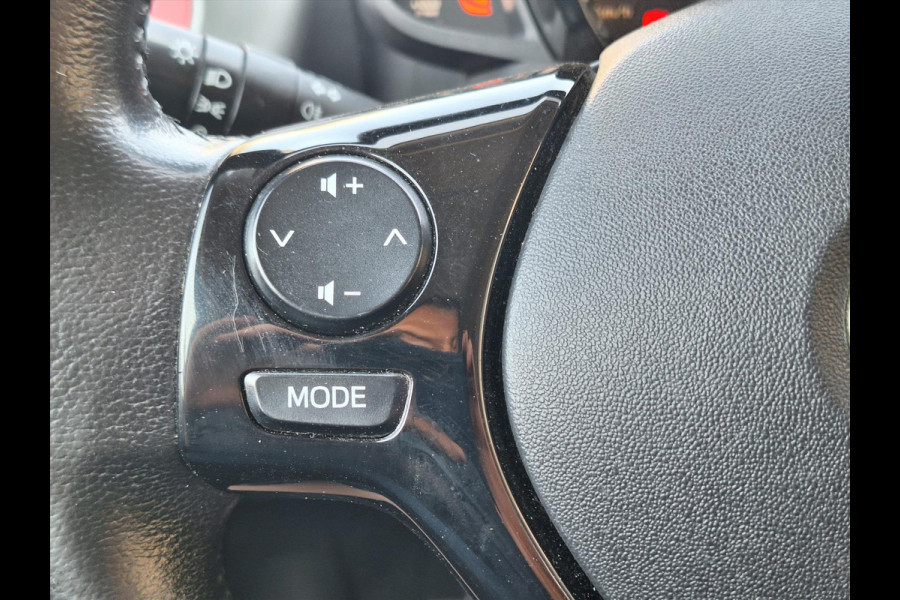 Toyota Aygo 1.0 VVT-i 5D x-joy | Apple CarPlay/Android auto, Lichtmetalen velgen, Airco, In hoogte verstelbare stoel, Parkeercamera