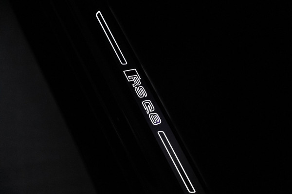 Audi RSQ8 4.0 TFSI quattro Performance Pano|Ceramic|HuD|B&O