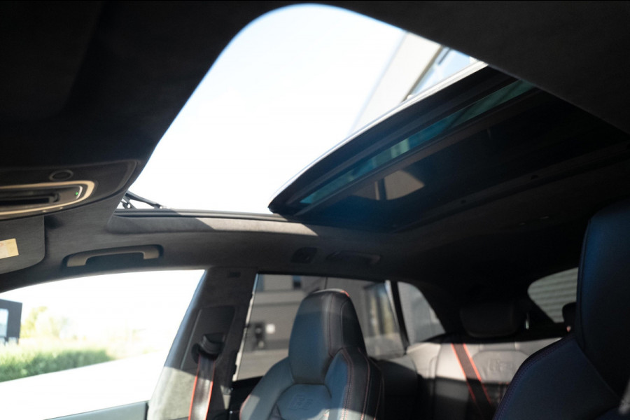 Audi RSQ8 4.0 TFSI quattro Performance Pano|Ceramic|HuD|B&O