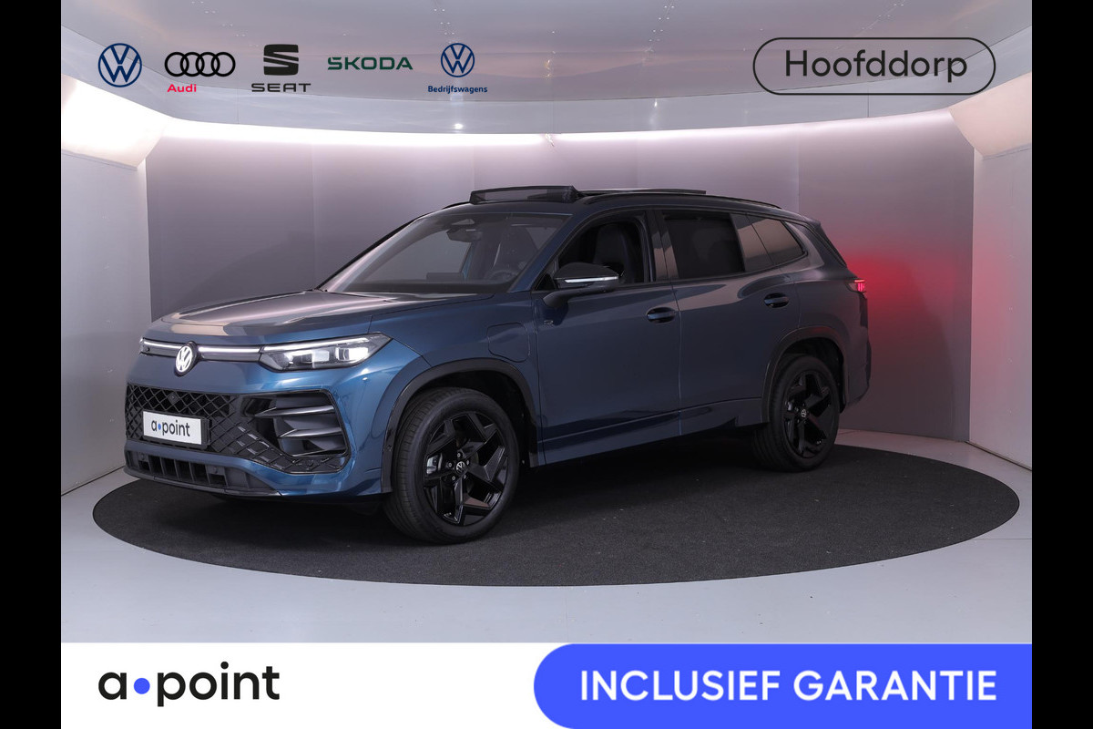 Volkswagen Tayron 1.5 eHybrid R-Line Edition 204 pk Automaat (DSG) | Private lease vanaf €835 | Verlengde garantie | Navigatie | Panoramadak | Trekhaak (wegklapbaar) | Parkeersensoren (Park assist) | Rondomzicht camera | Black Style pakket | R-Line |