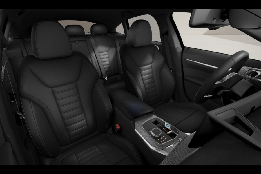 BMW i4 eDrive40 - M-Sport - Head-up - Memoryzetels - Hifi - Parking Assistant Plus