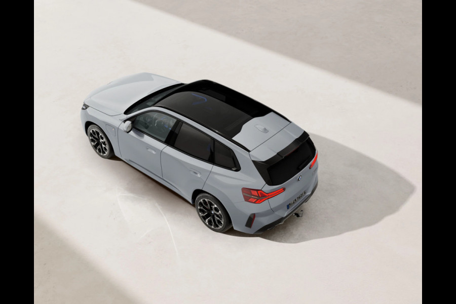 BMW X3 30e xDrive - M-Sport Pro - Pano - Trekhaak - Driving Ass Prof - Adaptief onderstel