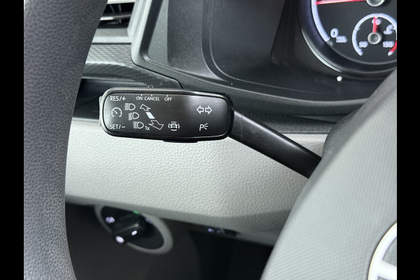 Volkswagen Transporter 2.0TDI D.C Dubbele Cabine 6-Pers. L2H1 28 Navi* Apple Carplay Android Mirror-Link Airco Bluetooth Cruise Control Pdc Euro 6 Betonplex Vloer Wandbetimmering Achterdeuren 1e Eigenaar