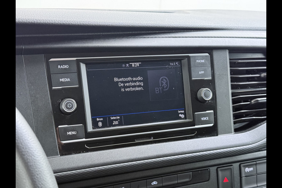 Volkswagen Transporter 2.0TDI D.C Dubbele Cabine 6-Pers. L2H1 28 Navi* Apple Carplay Android Mirror-Link Airco Bluetooth Cruise Control Pdc Euro 6 Betonplex Vloer Wandbetimmering Achterdeuren 1e Eigenaar