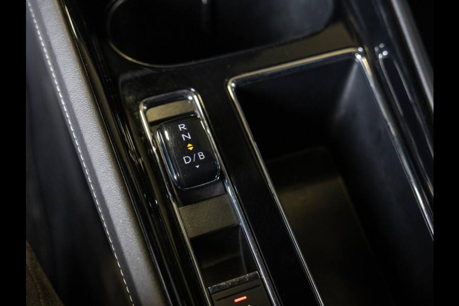 Škoda ENYAQ iV 80 Sportline SOH 93% 204pk / Panoramadak / Achteruitrijcamera / Stoelverwarming /
