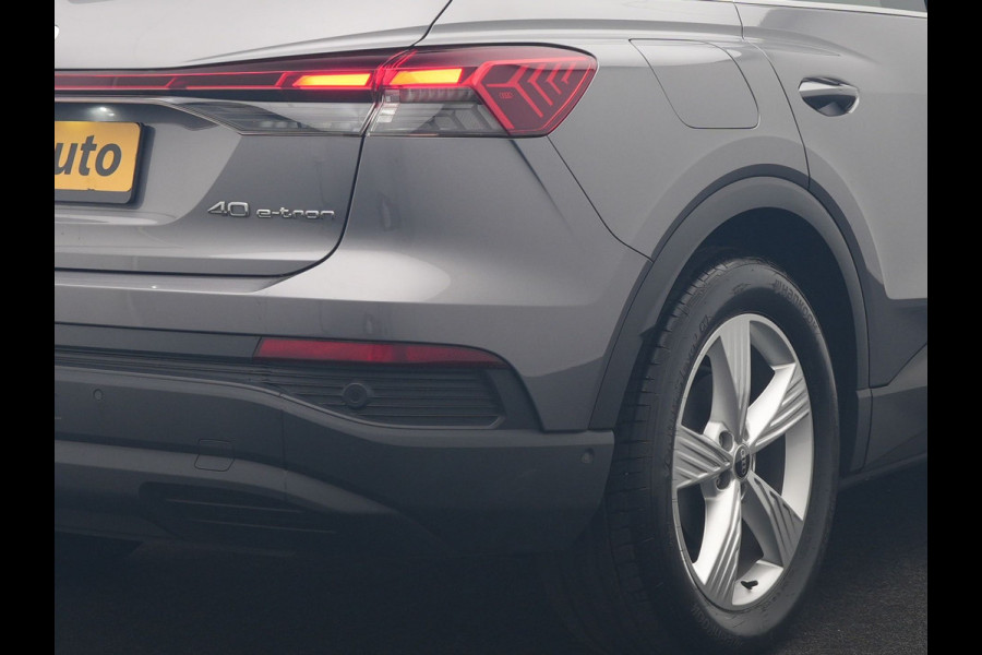 Audi Q4 e-tron 40 Advanced edition 77 kWh 204pk Dealer O.H. | Panodak | Adaptive Cruise | Camera | Apple Carplay | Navigatie | DAB | Virtual Cockpit | 19"L.M | Draadloze Telefoonlader |
