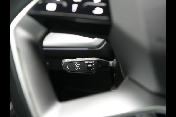 Audi Q4 e-tron 40 Advanced edition 77 kWh 204pk Dealer O.H. | Panodak | Adaptive Cruise | Camera | Apple Carplay | Navigatie | DAB | Virtual Cockpit | 19"L.M | Draadloze Telefoonlader |