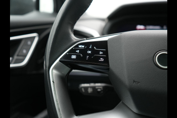 Audi Q4 e-tron 40 Advanced edition 77 kWh 204pk Dealer O.H. | Panodak | Adaptive Cruise | Camera | Apple Carplay | Navigatie | DAB | Virtual Cockpit | 19"L.M | Draadloze Telefoonlader |