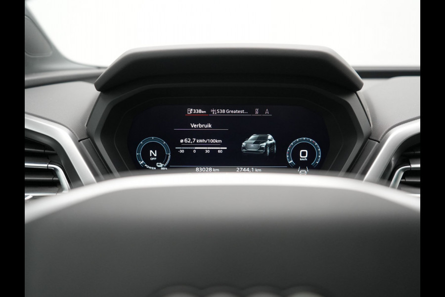 Audi Q4 e-tron 40 Advanced edition 77 kWh 204pk Dealer O.H. | Panodak | Adaptive Cruise | Camera | Apple Carplay | Navigatie | DAB | Virtual Cockpit | 19"L.M | Draadloze Telefoonlader |