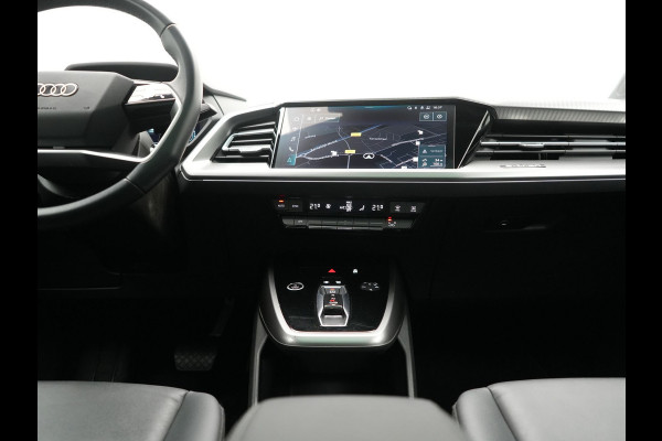 Audi Q4 e-tron 40 Advanced edition 77 kWh 204pk Dealer O.H. | Panodak | Adaptive Cruise | Camera | Apple Carplay | Navigatie | DAB | Virtual Cockpit | 19"L.M | Draadloze Telefoonlader |