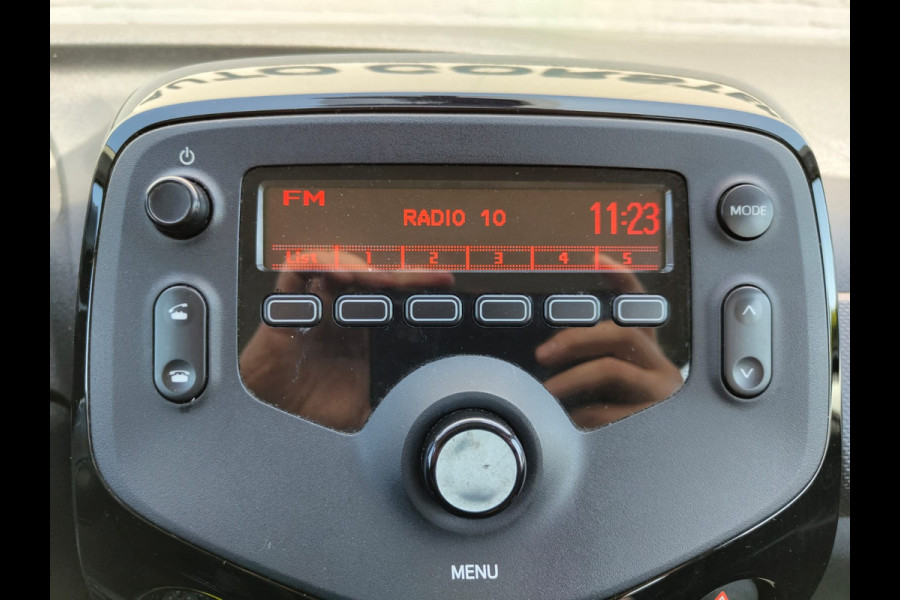 Citroën C1 1.0 VTi 5Drs Airco Bluetooth Centrale vergrendeling Afstandsbediend Feel Stuurbekrachtiging Isofix Led 1e Eigenaar Origineel Nederlandse Auto