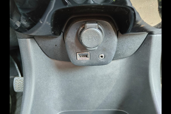 Citroën C1 1.0 VTi 5Drs Airco Bluetooth Centrale vergrendeling Afstandsbediend Feel Stuurbekrachtiging Isofix Led 1e Eigenaar Origineel Nederlandse Auto