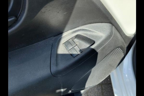 Citroën C1 1.0 VTi 5Drs Airco Bluetooth Centrale vergrendeling Afstandsbediend Feel Stuurbekrachtiging Isofix Led 1e Eigenaar Origineel Nederlandse Auto