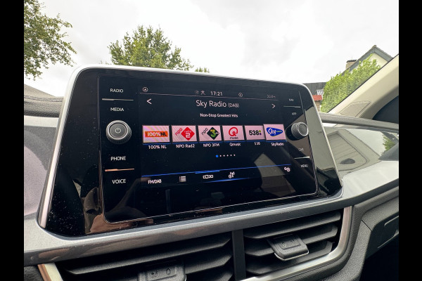 Volkswagen T-Roc 1.0 TSI Style IQ-Light / Ascot Grey / Carplay / ACC / ECC / PDC / Stoelverwarming