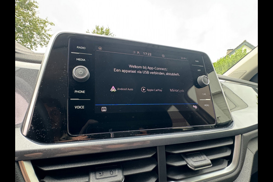 Volkswagen T-Roc 1.0 TSI Style IQ-Light / Ascot Grey / Carplay / ACC / ECC / PDC / Stoelverwarming