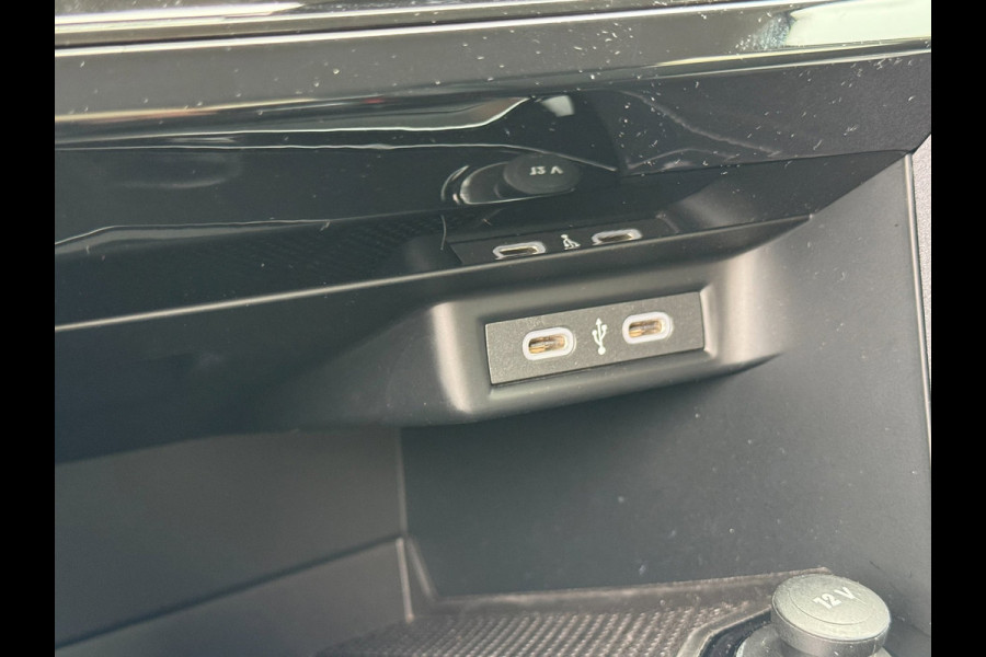 Volkswagen T-Roc 1.0 TSI Style IQ-Light / Ascot Grey / Carplay / ACC / ECC / PDC / Stoelverwarming