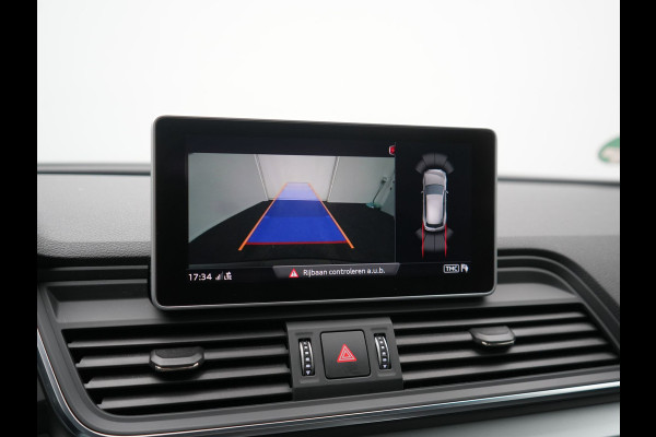 Audi Q5 50 TFSI e Quattro S Line PHEV 300pk | Trekhaak af Fabriek | Head Up | Camera | Voorstoelen Verwarmd | Apple Carplay | Navigatie | Virtual | Plug in Hybrid