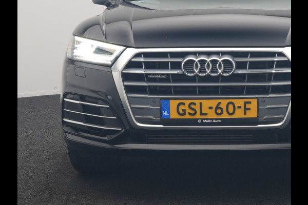 Audi Q5 50 TFSI e Quattro S Line PHEV 300pk | Trekhaak af Fabriek | Head Up | Camera | Voorstoelen Verwarmd | Apple Carplay | Navigatie | Virtual | Plug in Hybrid