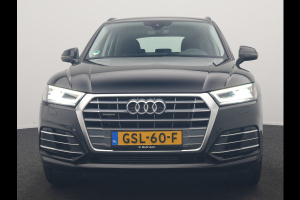 Audi Q5 50 TFSI e Quattro S Line PHEV 300pk | Trekhaak af Fabriek | Head Up | Camera | Voorstoelen Verwarmd | Apple Carplay | Navigatie | Virtual | Plug in Hybrid