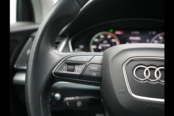 Audi Q5 50 TFSI e Quattro S Line PHEV 300pk | Trekhaak af Fabriek | Head Up | Camera | Voorstoelen Verwarmd | Apple Carplay | Navigatie | Virtual | Plug in Hybrid