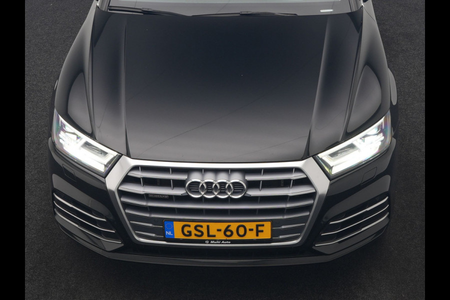 Audi Q5 50 TFSI e Quattro S Line PHEV 300pk | Trekhaak af Fabriek | Head Up | Camera | Voorstoelen Verwarmd | Apple Carplay | Navigatie | Virtual | Plug in Hybrid