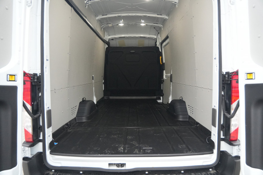 Ford Transit 350 2.0 TDCI L4H3 Trend RWD 130pk - Navi - PDC - Stoelverwarming - Elektr. bestuurdersstoel - Rijklaar
