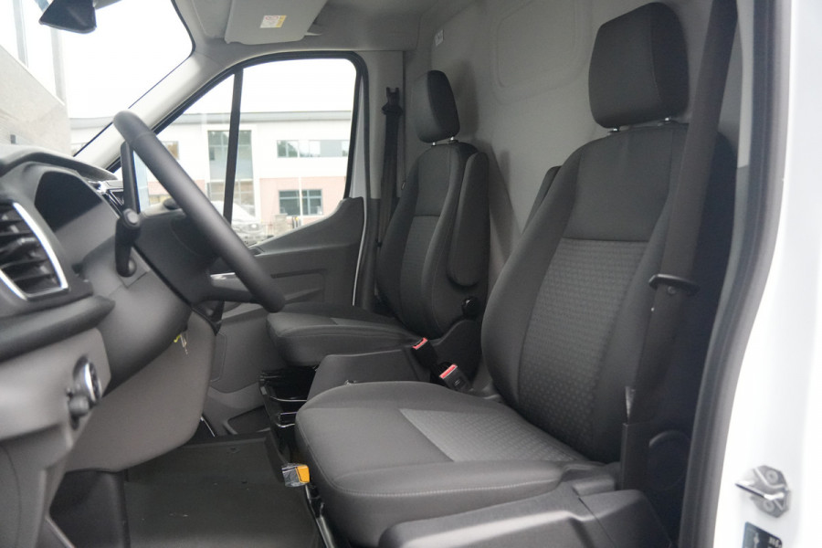 Ford Transit 350 2.0 TDCI L4H3 Trend RWD 130pk - Navi - PDC - Stoelverwarming - Elektr. bestuurdersstoel - Rijklaar