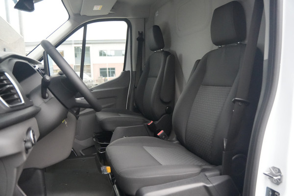 Ford Transit 350 2.0 TDCI L4H3 Trend RWD 130pk - Navi - PDC - Stoelverwarming - Elektr. bestuurdersstoel - Rijklaar
