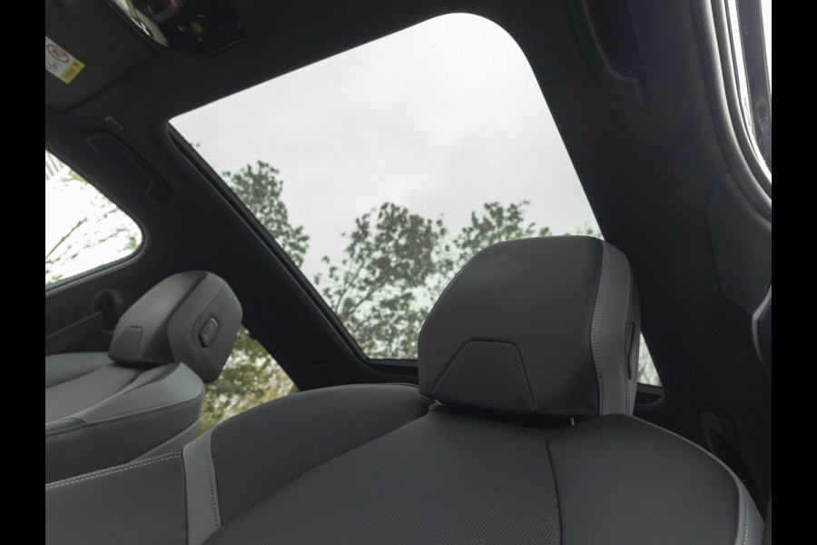 BMW i5 eDrive40 M-Sport Pro - Pano - Driving + Parking Ass Prof - Bowers & Wilkins - Stoelventilatie