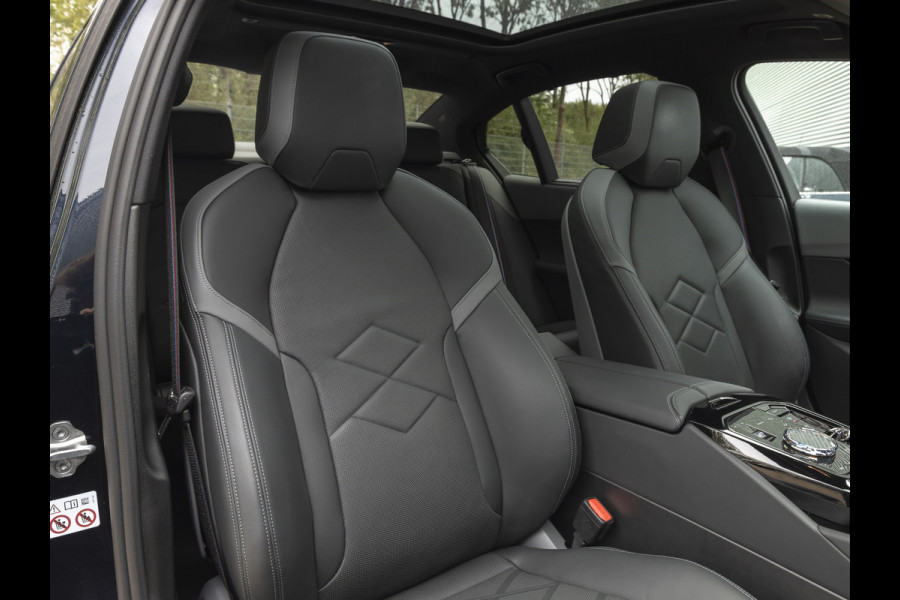 BMW i5 eDrive40 M-Sport Pro - Pano - Driving + Parking Ass Prof - Bowers & Wilkins - Stoelventilatie