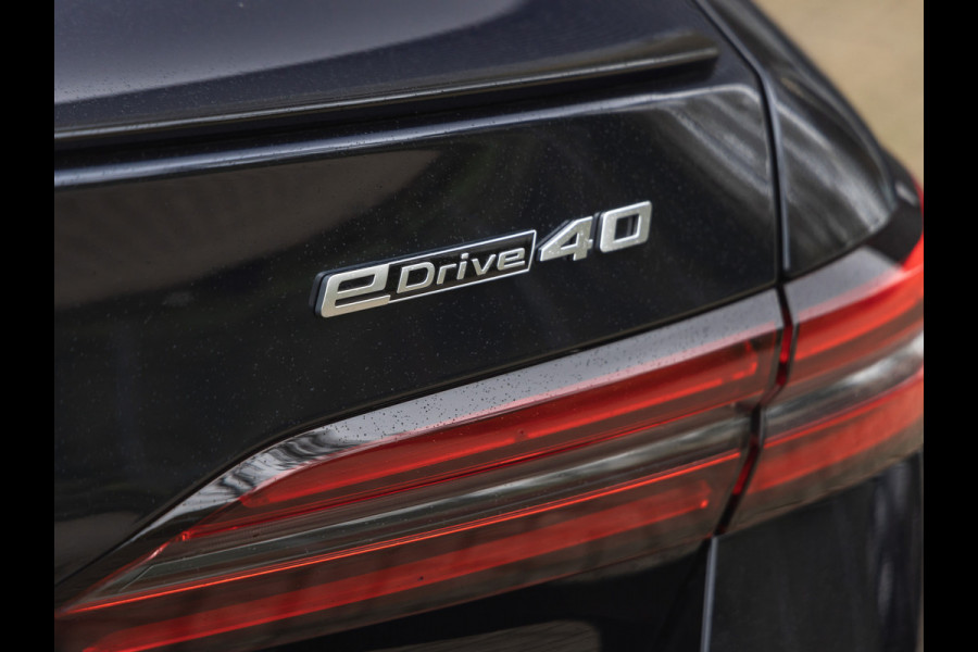 BMW i5 eDrive40 M-Sport Pro - Pano - Driving + Parking Ass Prof - Bowers & Wilkins - Stoelventilatie