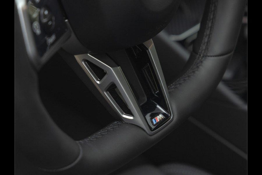 BMW i5 eDrive40 M-Sport Pro - Pano - Driving + Parking Ass Prof - Bowers & Wilkins - Stoelventilatie