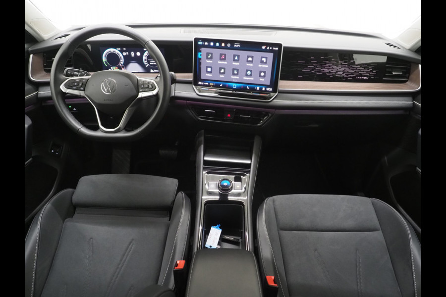 Volkswagen Tayron 1.5 eHybrid Elegance 272PK | Leder/Alcantara | Trekhaak | Massage | 360 | Keyless | Adaptive Cruise | Sfeerlicht