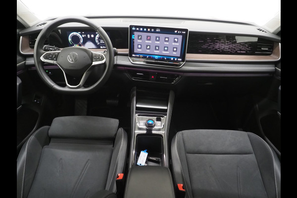 Volkswagen Tayron 1.5 eHybrid Elegance 272PK | Leder/Alcantara | Trekhaak | Massage | 360 | Keyless | Adaptive Cruise | Sfeerlicht