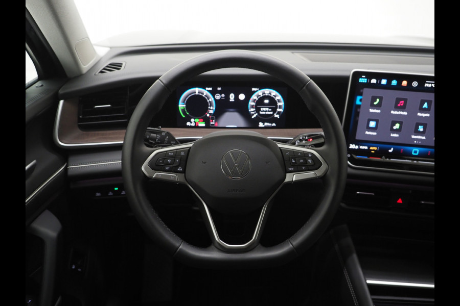 Volkswagen Tayron 1.5 eHybrid Elegance 272PK | Leder/Alcantara | Trekhaak | Massage | 360 | Keyless | Adaptive Cruise | Sfeerlicht