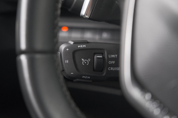 Peugeot 3008 1.6 Plug-in HYbrid 225 Allure | Camera | Dodehoekdetectie | Navigatie | Apple Carplay