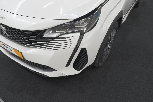 Peugeot 3008 1.6 Plug-in HYbrid 225 Allure | Camera | Dodehoekdetectie | Navigatie | Apple Carplay