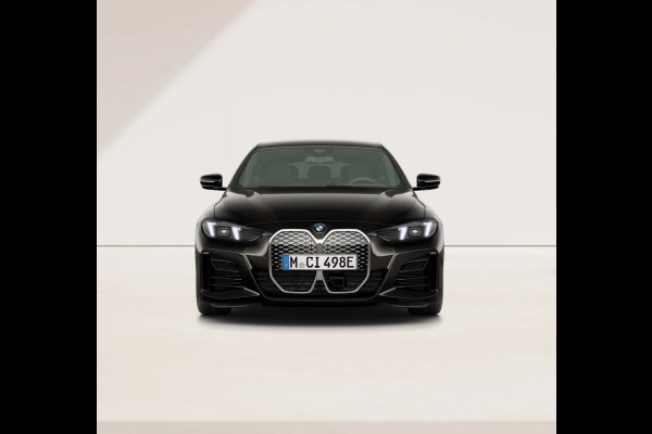 BMW i4 eDrive40 - M-Sport - Head-up - Memoryzetels - Hifi - Parking Assistant Plus