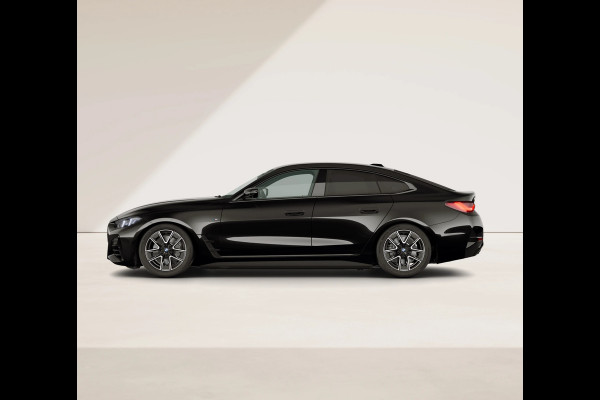 BMW i4 eDrive40 - M-Sport - Head-up - Memoryzetels - Hifi - Parking Assistant Plus