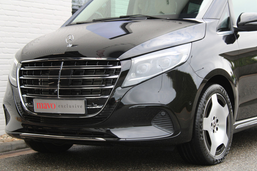 Mercedes-Benz V-Klasse 300d / XXL / AMG / Exclusive / 4-Matic / 7 Pers / Luchtv / Elec Stoel voor + Achter / Burmester / NIEUWSTAAT