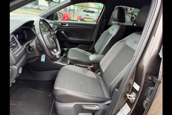 Volkswagen T-Roc 1.5 TSI Sport Business R | R-Line | Adaptive Cruise Control | Navigatie | LED | Apple Carplay | Parkeersensoren | Climate Control | DAB | Digitale Tellers |