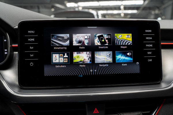 Škoda SCALA 1.0 TSI Monte Carlo Matrix Koplampen Navigatie Stuur & Stoel verwarming Cruise control Winter set