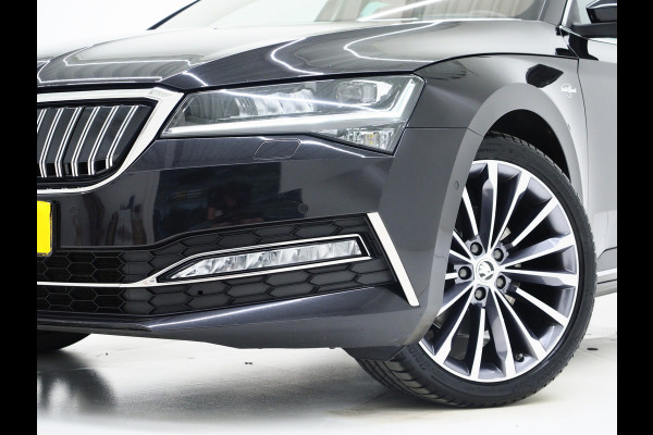 Škoda Superb Combi 1.4 TSI iV Laurin & Klement | Leder | Trekhaak | Stoelventilatie | Massage | Canton | Keyless | Memory | Carplay