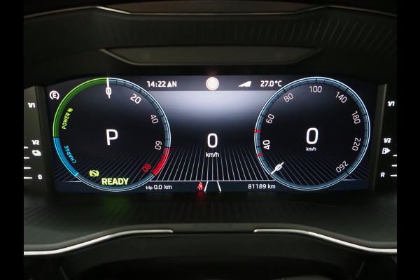 Škoda Superb Combi 1.4 TSI iV Laurin & Klement | Leder | Trekhaak | Stoelventilatie | Massage | Canton | Keyless | Memory | Carplay